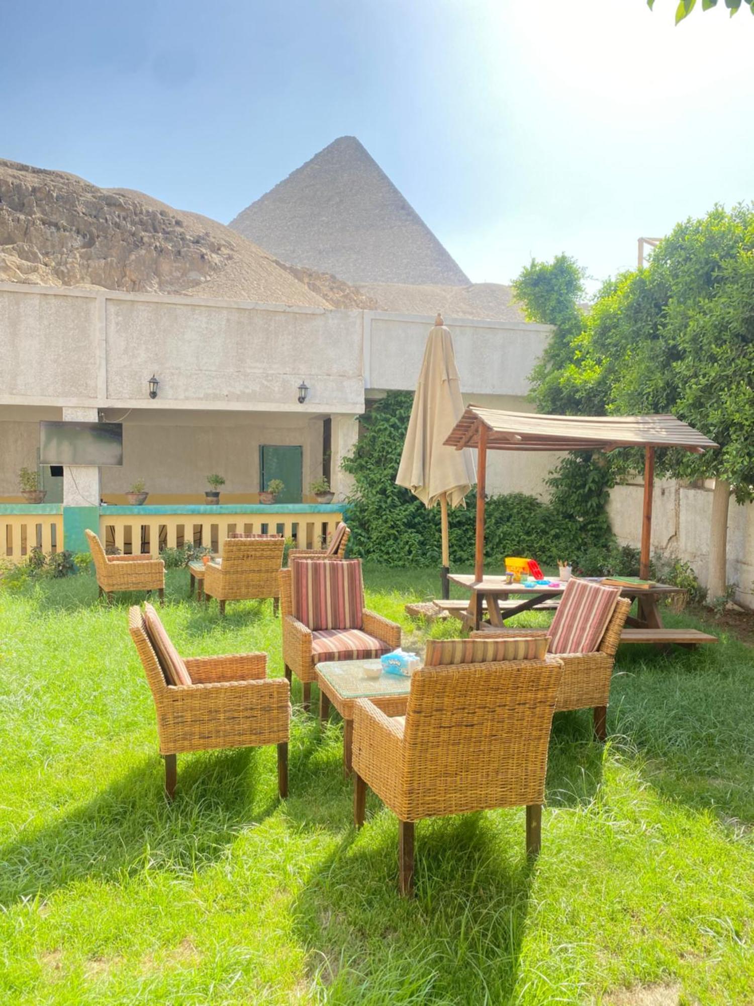 The Grand Pyramids View Hotel Kafret el-Gabal Exterior photo