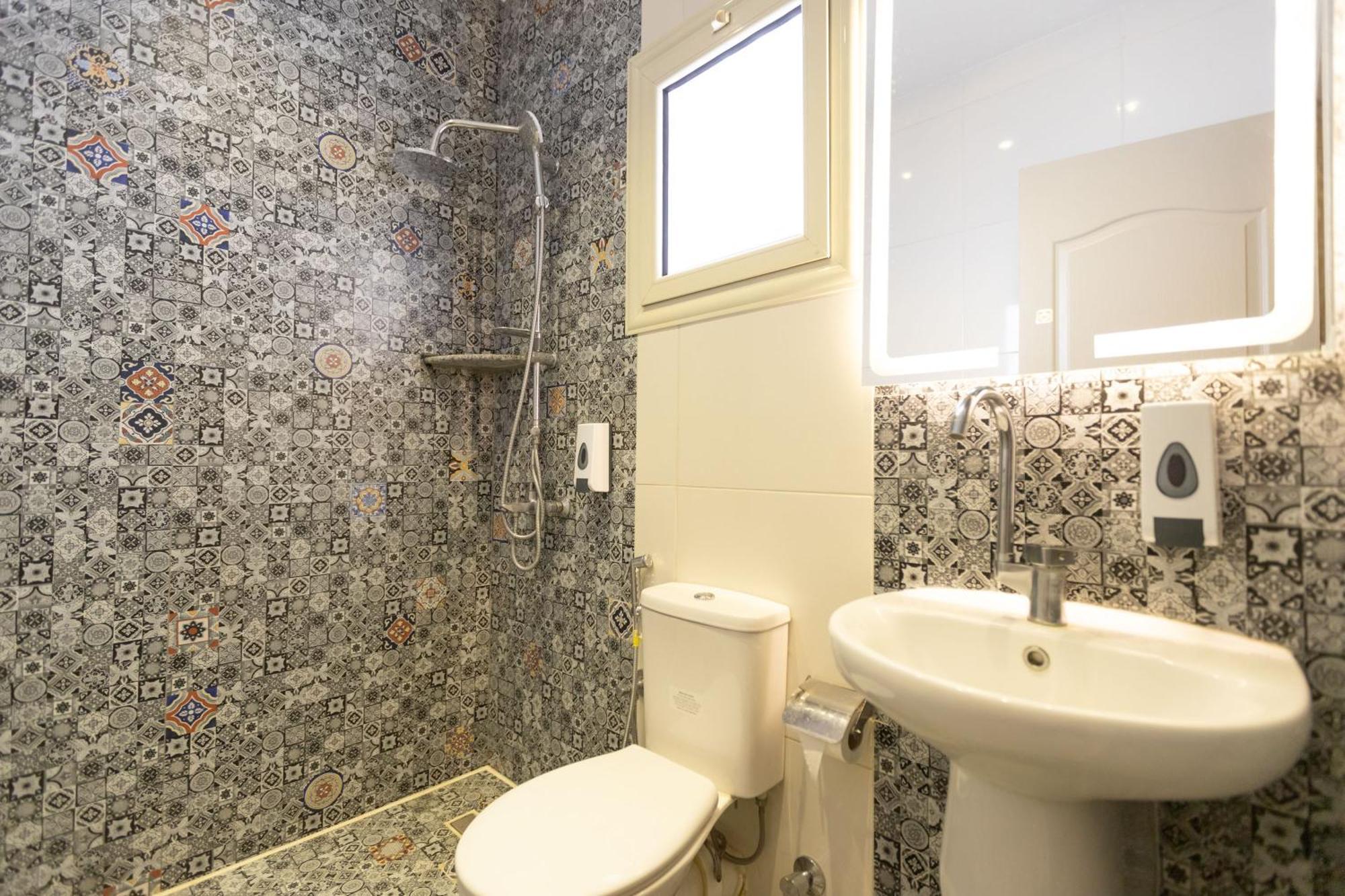 The Grand Pyramids View Hotel Kafret el-Gabal Room photo